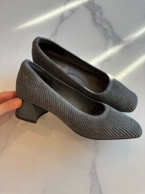 Vivaia Gray Knit Low Block Heel Pumps 36